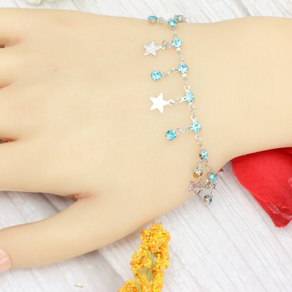 "Trendy Handmade Bracelet – A Thoughtful Gift for Girls & Women | UNVRC1308 - Picture 9 of 10